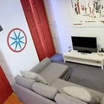 아파트 카사스 도 테아트로 *