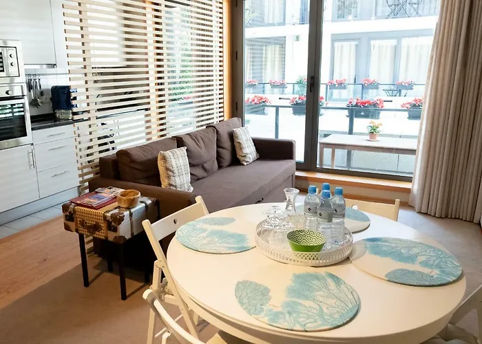 カサス ド テアトロ * ポルト